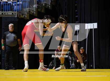 Thumbnail 3 in UIL Wrestling 5A-6A Finals (Round 4) photogallery.