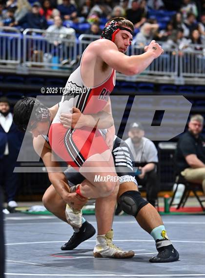 Thumbnail 1 in UIL Wrestling 5A-6A Finals (Round 4) photogallery.