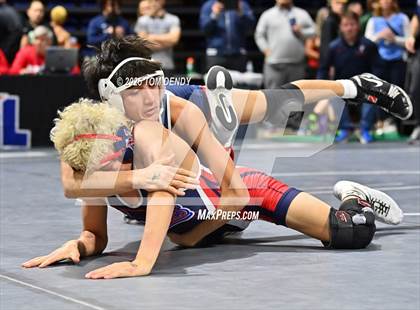 Thumbnail 2 in UIL Wrestling 5A-6A Finals (Round 4) photogallery.