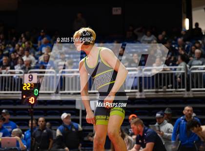 Thumbnail 1 in UIL Wrestling 5A-6A Finals (Round 4) photogallery.