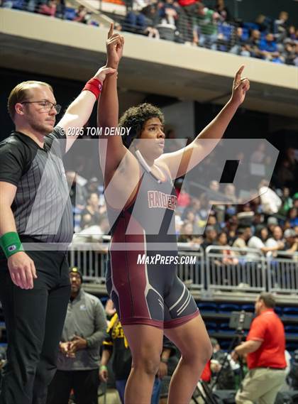 Thumbnail 3 in UIL Wrestling 5A-6A Finals (Round 4) photogallery.