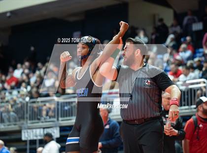 Thumbnail 3 in UIL Wrestling 5A-6A Finals (Round 4) photogallery.
