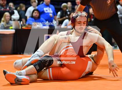 Thumbnail 3 in UIL Wrestling 5A-6A Finals (Round 4) photogallery.