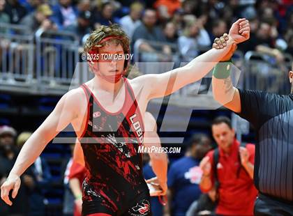 Thumbnail 2 in UIL Wrestling 5A-6A Finals (Round 4) photogallery.