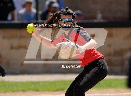 Thumbnail 3 in Edwards County vs. Pinckneyville (IHSA 2A Sectional Semifinal) photogallery.