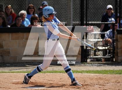 Thumbnail 1 in Edwards County vs. Pinckneyville (IHSA 2A Sectional Semifinal) photogallery.