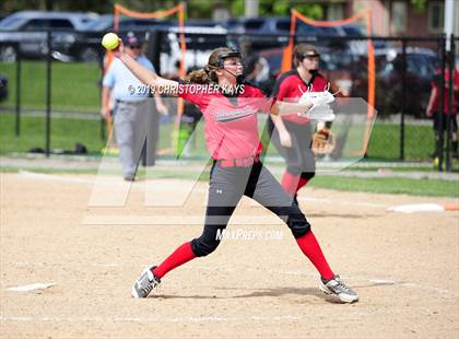 Thumbnail 1 in Edwards County vs. Pinckneyville (IHSA 2A Sectional Semifinal) photogallery.