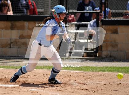 Thumbnail 2 in Edwards County vs. Pinckneyville (IHSA 2A Sectional Semifinal) photogallery.