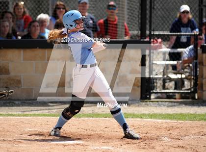 Thumbnail 3 in Edwards County vs. Pinckneyville (IHSA 2A Sectional Semifinal) photogallery.