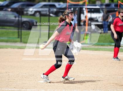 Thumbnail 1 in Edwards County vs. Pinckneyville (IHSA 2A Sectional Semifinal) photogallery.