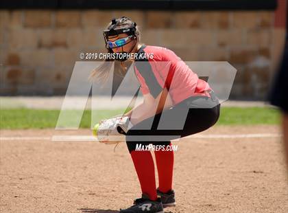 Thumbnail 1 in Edwards County vs. Pinckneyville (IHSA 2A Sectional Semifinal) photogallery.