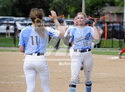 Thumbnail 1 in Edwards County vs. Pinckneyville (IHSA 2A Sectional Semifinal) photogallery.