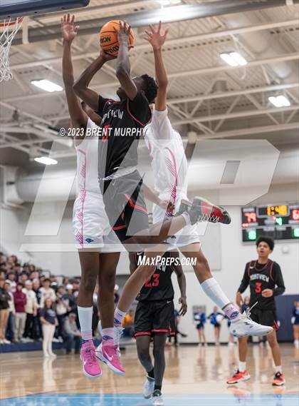 Thumbnail 2 in Riverdale Ridge vs. DSST: Montview (CHSAA 4A First Round) photogallery.