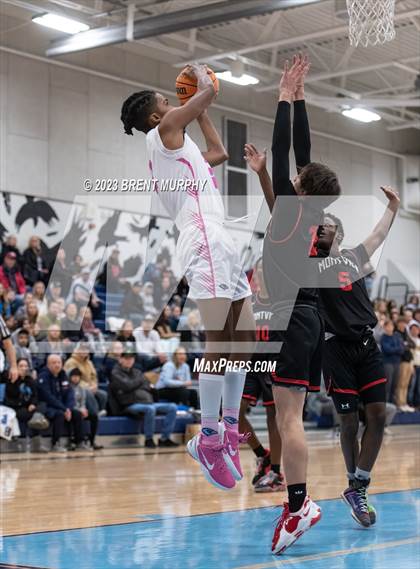 Thumbnail 2 in Riverdale Ridge vs. DSST: Montview (CHSAA 4A First Round) photogallery.