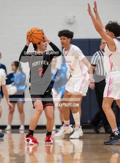 Thumbnail 2 in Riverdale Ridge vs. DSST: Montview (CHSAA 4A First Round) photogallery.