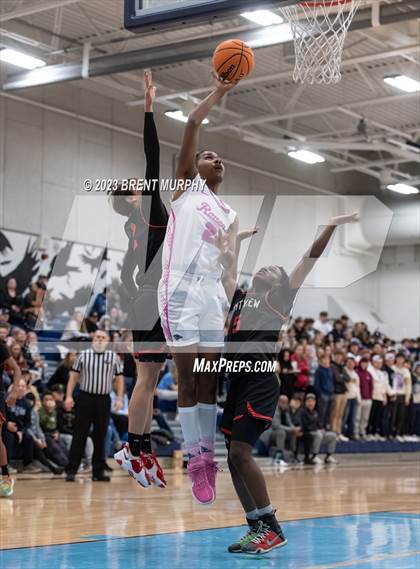 Thumbnail 2 in Riverdale Ridge vs. DSST: Montview (CHSAA 4A First Round) photogallery.