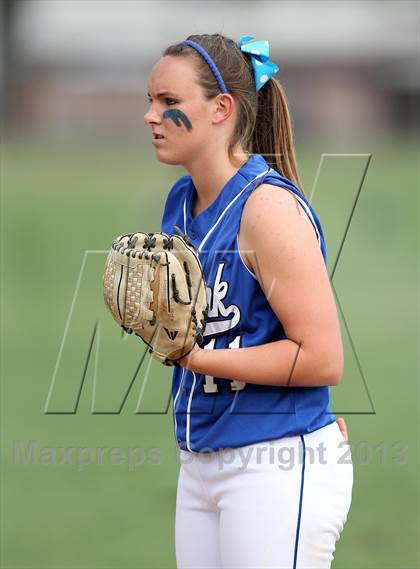 Thumbnail 1 in Burbank @ Burroughs (Seniors Night) photogallery.