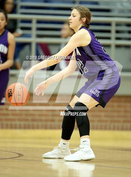 Thumbnail 3 in Allen vs. Canyon photogallery.
