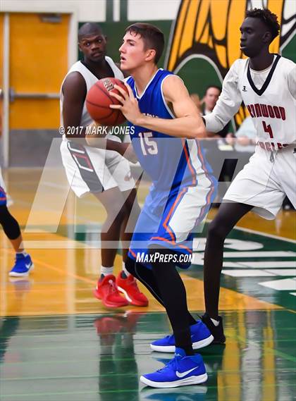 Thumbnail 2 in Ironwood vs. Camelback (Sunnyslope Hoopsgiving Tournament) photogallery.