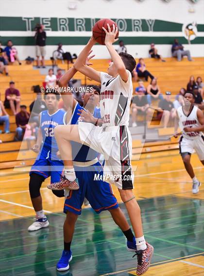 Thumbnail 3 in Ironwood vs. Camelback (Sunnyslope Hoopsgiving Tournament) photogallery.