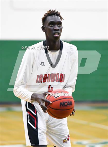 Thumbnail 1 in Ironwood vs. Camelback (Sunnyslope Hoopsgiving Tournament) photogallery.