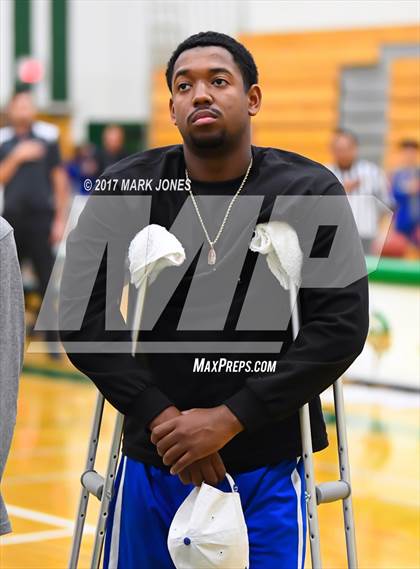 Thumbnail 2 in Ironwood vs. Camelback (Sunnyslope Hoopsgiving Tournament) photogallery.