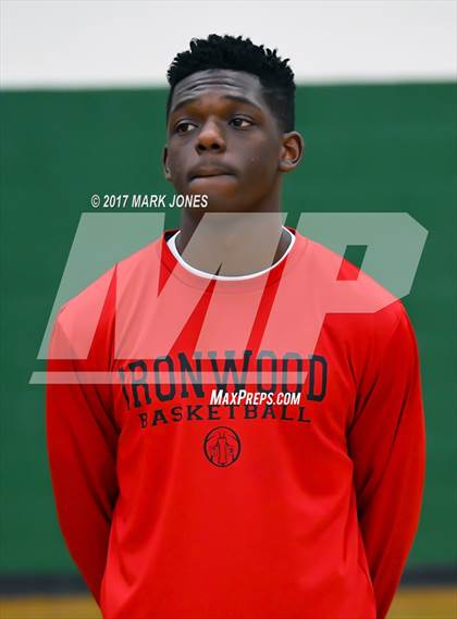 Thumbnail 2 in Ironwood vs. Camelback (Sunnyslope Hoopsgiving Tournament) photogallery.
