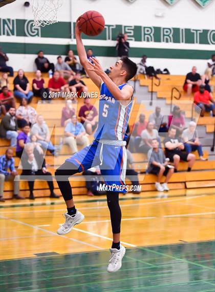 Thumbnail 2 in Ironwood vs. Camelback (Sunnyslope Hoopsgiving Tournament) photogallery.