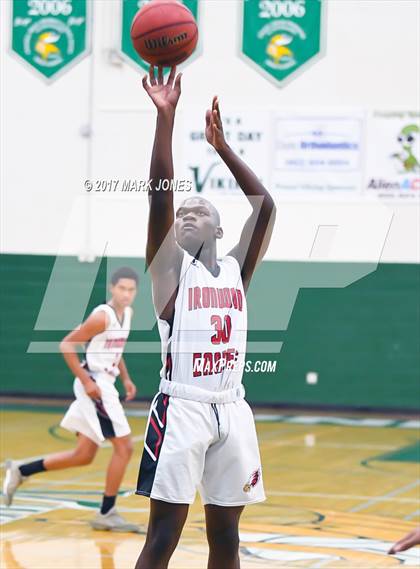 Thumbnail 2 in Ironwood vs. Camelback (Sunnyslope Hoopsgiving Tournament) photogallery.