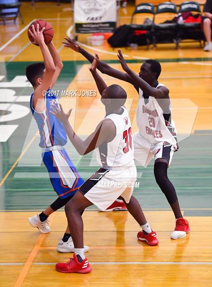 Thumbnail 3 in Ironwood vs. Camelback (Sunnyslope Hoopsgiving Tournament) photogallery.