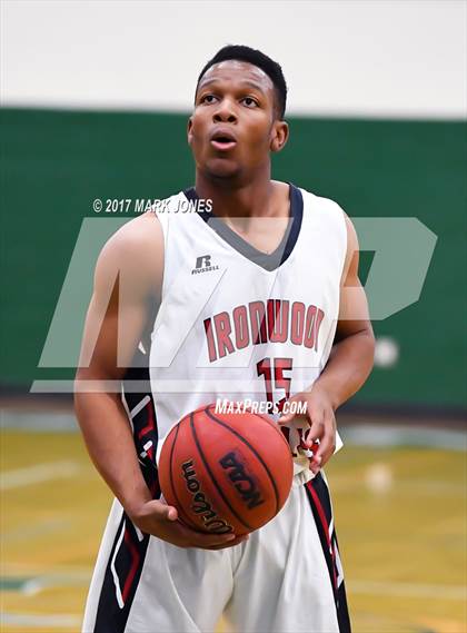 Thumbnail 2 in Ironwood vs. Camelback (Sunnyslope Hoopsgiving Tournament) photogallery.