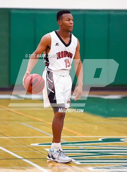 Thumbnail 3 in Ironwood vs. Camelback (Sunnyslope Hoopsgiving Tournament) photogallery.