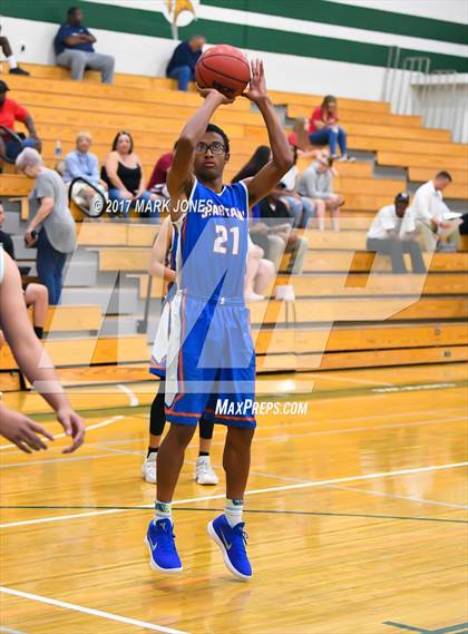 Thumbnail 1 in Ironwood vs. Camelback (Sunnyslope Hoopsgiving Tournament) photogallery.