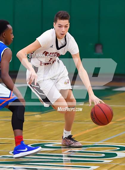 Thumbnail 3 in Ironwood vs. Camelback (Sunnyslope Hoopsgiving Tournament) photogallery.