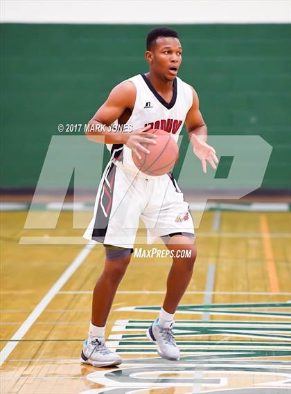 Thumbnail 3 in Ironwood vs. Camelback (Sunnyslope Hoopsgiving Tournament) photogallery.