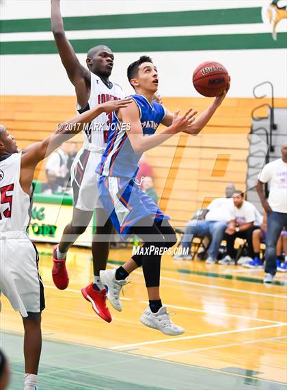 Thumbnail 2 in Ironwood vs. Camelback (Sunnyslope Hoopsgiving Tournament) photogallery.