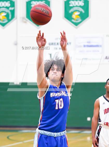 Thumbnail 3 in Ironwood vs. Camelback (Sunnyslope Hoopsgiving Tournament) photogallery.