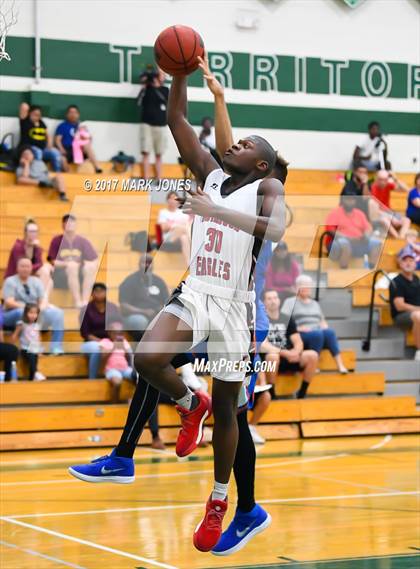 Thumbnail 2 in Ironwood vs. Camelback (Sunnyslope Hoopsgiving Tournament) photogallery.