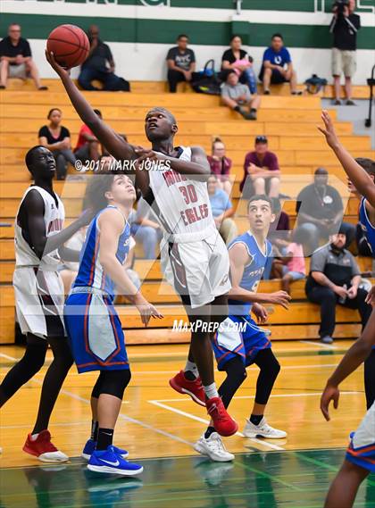 Thumbnail 1 in Ironwood vs. Camelback (Sunnyslope Hoopsgiving Tournament) photogallery.