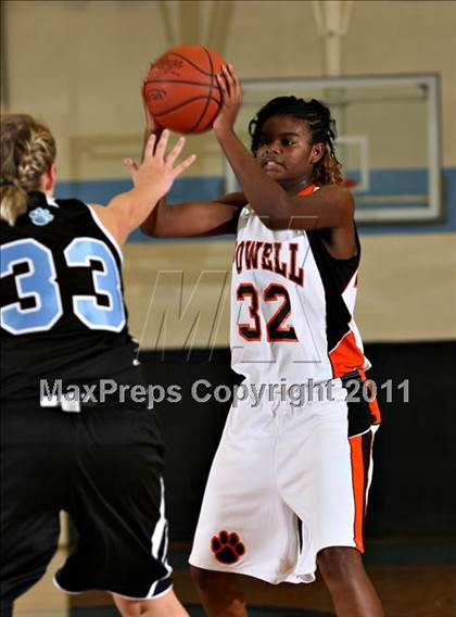 Thumbnail 2 in Powell vs Cumberland Gap (Kroger Thanksgiving Classic) photogallery.