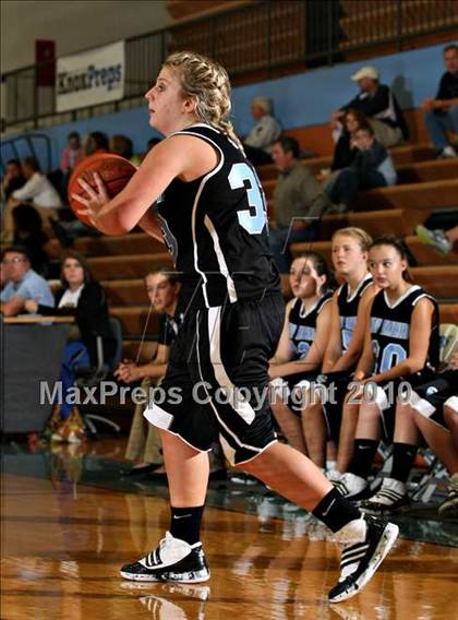 Thumbnail 1 in Powell vs Cumberland Gap (Kroger Thanksgiving Classic) photogallery.
