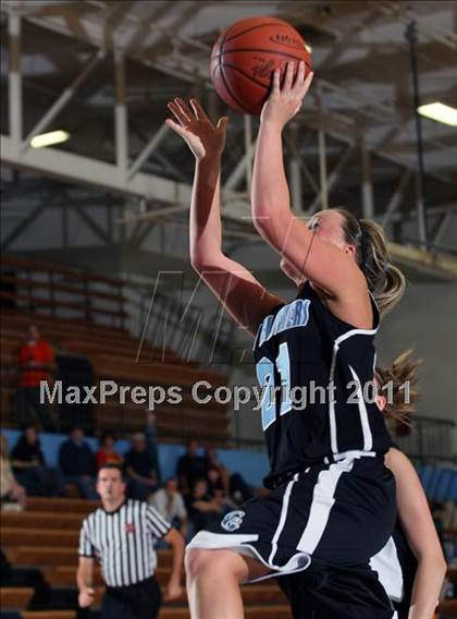 Thumbnail 2 in Powell vs Cumberland Gap (Kroger Thanksgiving Classic) photogallery.