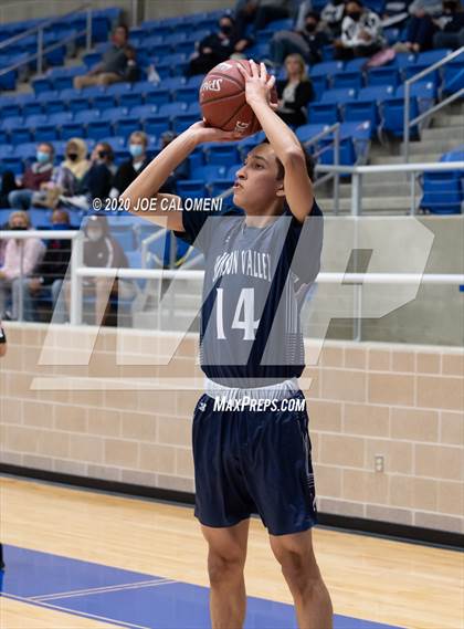 Thumbnail 3 in Harlan vs Smithson Valley photogallery.