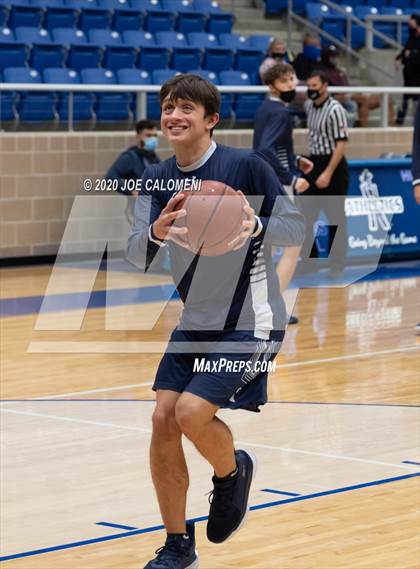 Thumbnail 2 in Harlan vs Smithson Valley photogallery.