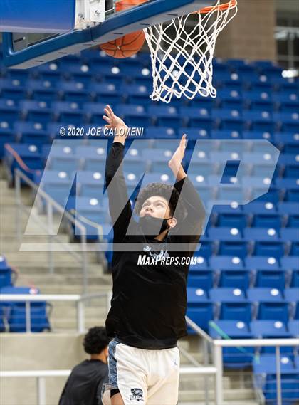 Thumbnail 2 in Harlan vs Smithson Valley photogallery.