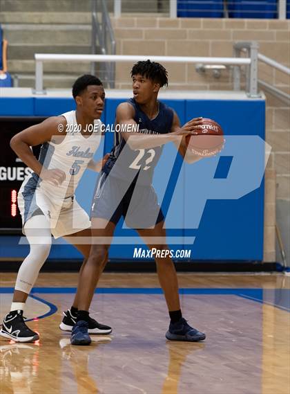 Thumbnail 2 in Harlan vs Smithson Valley photogallery.