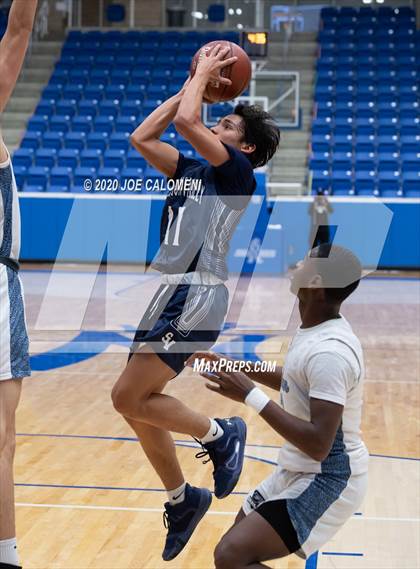 Thumbnail 3 in Harlan vs Smithson Valley photogallery.