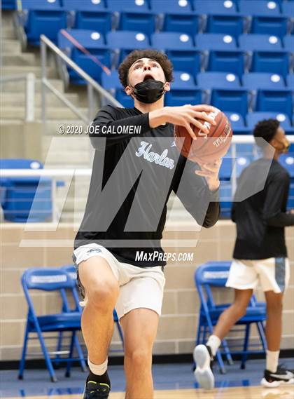 Thumbnail 3 in Harlan vs Smithson Valley photogallery.