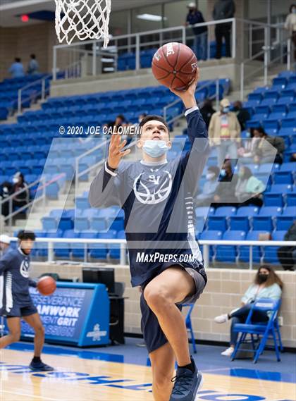 Thumbnail 3 in Harlan vs Smithson Valley photogallery.