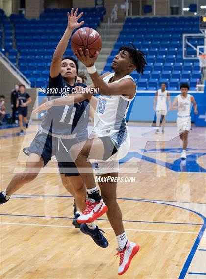 Thumbnail 2 in Harlan vs Smithson Valley photogallery.